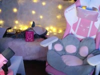 Hello. My name is Ginger. I not only work here, but I also dream of meeting my destiny ;)