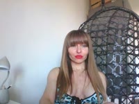 Petite romanian girl, very sexy, intelligent and horny as fuck. Come and talk to me and we can be friends, lovers, sex budies❤️❤️❤️❤️