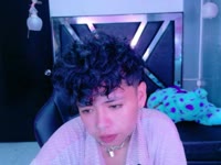 Ik ben een heel lief, rustig en zachtaardig meisje. Ik hou ervan om een fijne en ontspannen sfeer te creëren waar iedereen zich welkom en op zijn gemak voelt. Ik ben respectvol, attent en behandel anderen altijd met vriendelijkheid. Als je op zoek bent naar een rustige plek met goede vibes en iemand die luistert en met je glimlacht, dan ben je hier welkom ✨