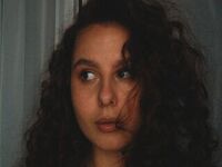 masturbating camgirl BertieSiegers