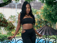 free nude webcam CarlieLyn