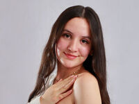naked girl with webcam masturbating with dildo ChloeDurgot