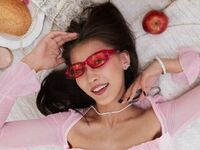 chat live webcam ElviaAlly