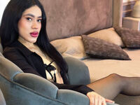 camgirl masturbating with dildo GiaMendel