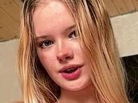 camgirl webcam photo JeannettaCeraos