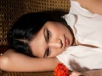 cam girl playing with vibrator KimikoSnow