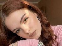 naked cam girl masturbating with dildo RomanaPittsinger