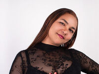 naked girl with webcam masturbating with vibrator VivianMoreau