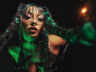 webcamgirl bondage webcam MadyWestt