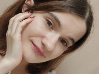 naughty camgirl masturbating with vibrator AlicaMarquard