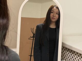 beautiful webcamgirl AliceBarin