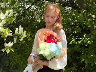 fingering girl chatroom AliseMorise