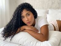 camgirl masturbating with dildo AmaraDilucas