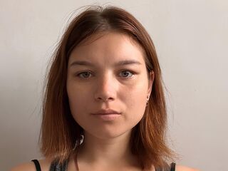 naked girl with live cam AndreThreat