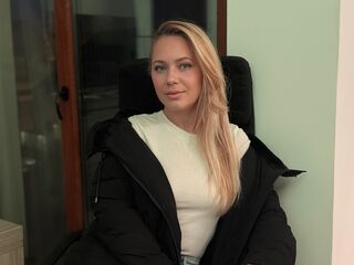 live cam show AnyaLior