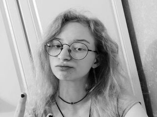 webcam girl chat room BrittenyTannen