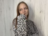 camgirl showing tits CandaceLir