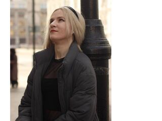 cam slut chat CarinGoodwin