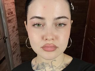 naked cam chat CarmenFurmanik