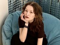 camgirl chat room ChereGoudge