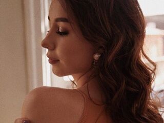 cam girl playing with dildo ChrisSarver