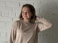 topless webcam girl ChristiaBenoy