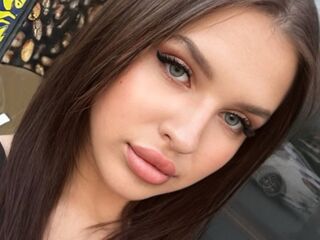naked cam girl masturbating with vibrator CoraLennox