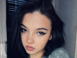 webcamgirl DarciKubas