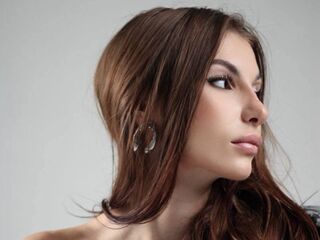 free videochat DionnaTalone