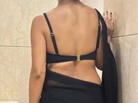naked girl with webcam fingering pussy DiviyaKajal