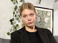 anal sex show DonellaAndra