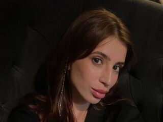 naked camgirl DonnettaKottman
