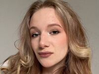 camwhore masturbating with sextoy DottyStibbins