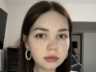 bedroom live sex EmiliRoyzi