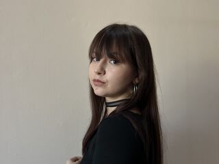 nude webcam girl FloHaake