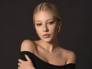 naked webcamgirl photo FreedaRidler