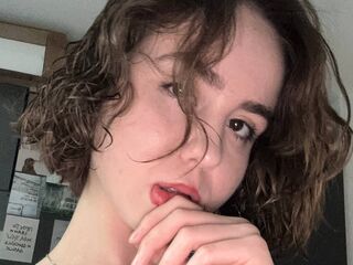 cam girl chatroom HilaryGanfield