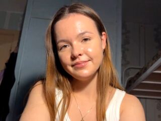 camslut masturbating HollyCathrin