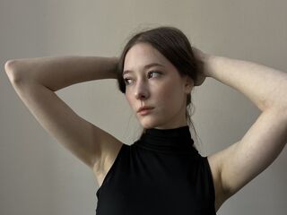 camgirl playing with vibrator JosefinaHancin