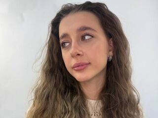 shaved pussy web cam KamiZinni