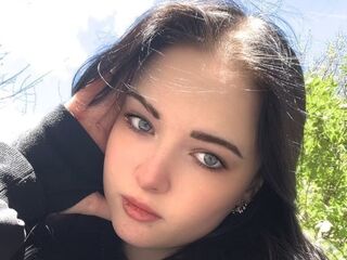 topless webcam girl KelleeLobdell