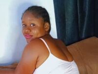 hot naked camgirl KiraDon