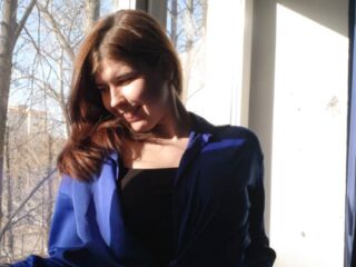 hot cam girl masturbating with sextoy KourtneyEsshaki