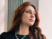 kinky video chat performer KristinaGuernsey