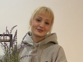 camgirl masturbating KyungMikes