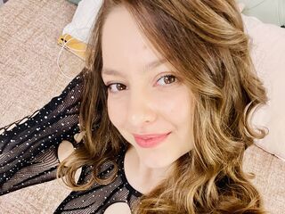 free nude webcam show LauraKendrix