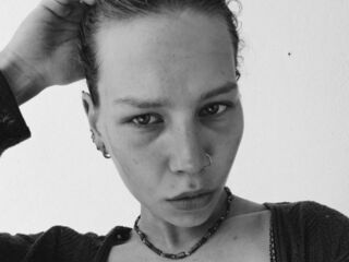 naughty video chat LeeanneYepes