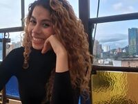 camgirl fingering wet pussy LilyNoir