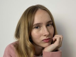 hot girl live webcam LisetteMaupredi