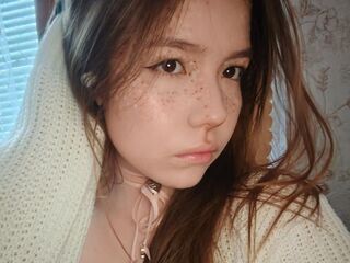 camgirl playing with sex toy LouannMuench